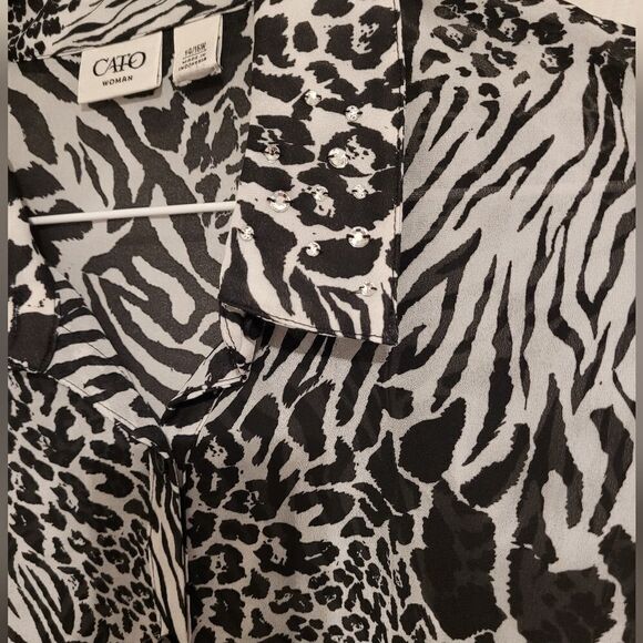 Cato leopard and zebra print button up shirt - Picture 3 of 5